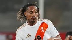 André Carrillo atuando pela seleção peruana. (Photo by Raul Sifuentes/Getty Images)