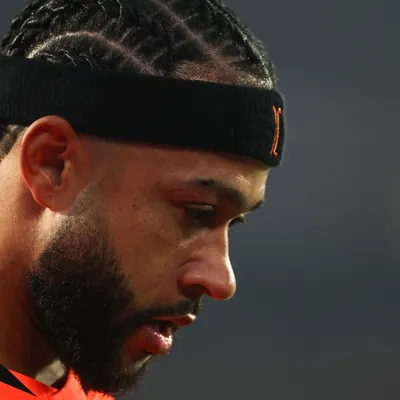 Treino da Holanda tem entrada de Memphis em Noa Lang