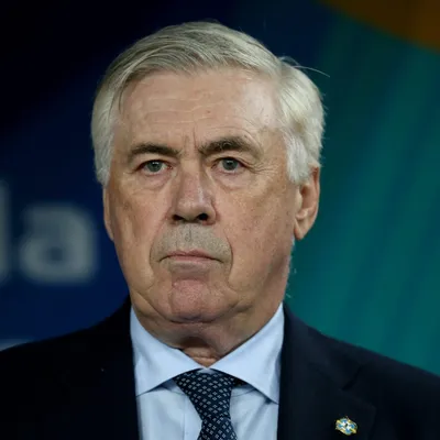 Ancelotti foca em trabalhos de bola parada na Seleção