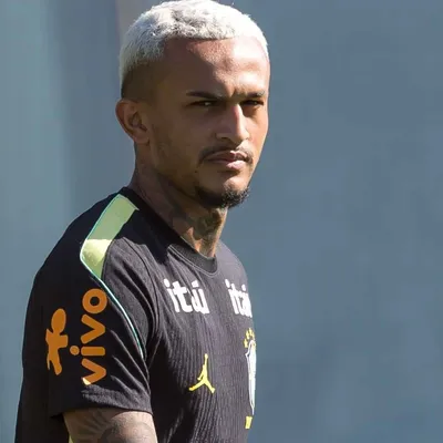 Wesley revive tradição curiosa da Seleção em Copas