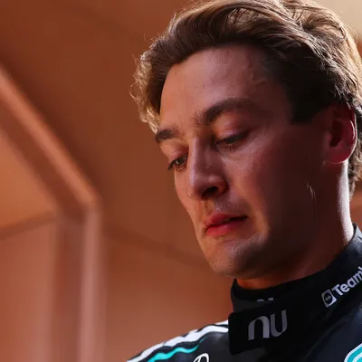 Verstappen substituirá Russell se inglês não superar Antonelli, diz jornalista
