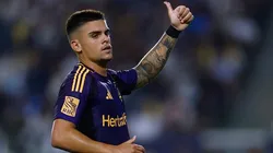 Gabriel Pec defende o Los Angeles Galaxy. Foto: Harry How