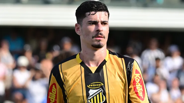 Rômulo está emprestado ao Novorizontino.