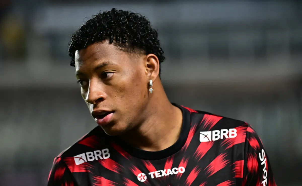 Plata, do Flamengo, será titular no último amistoso do Equador antes da Copa do Mundo