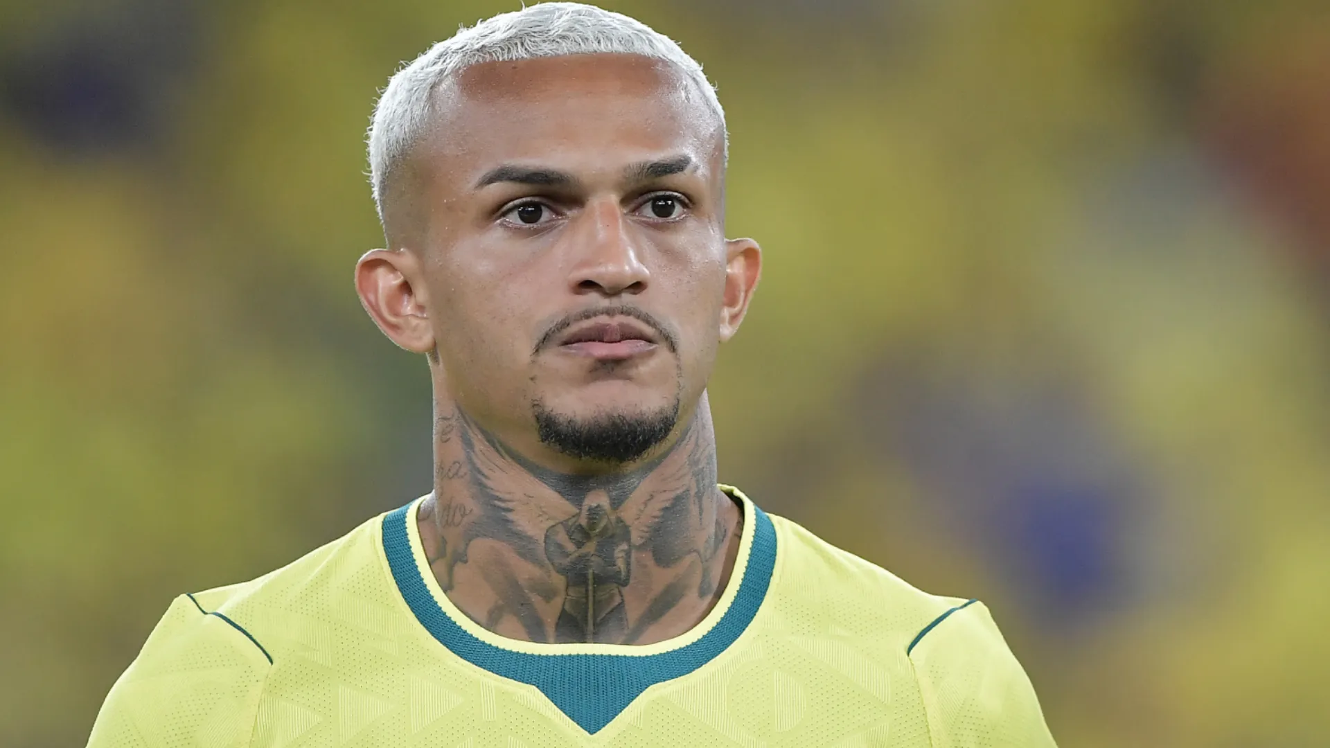 Wesley se lesionou durante o último amistoso da Seleção Brasileira – Foto: Thiago Ribeiro/AGIF