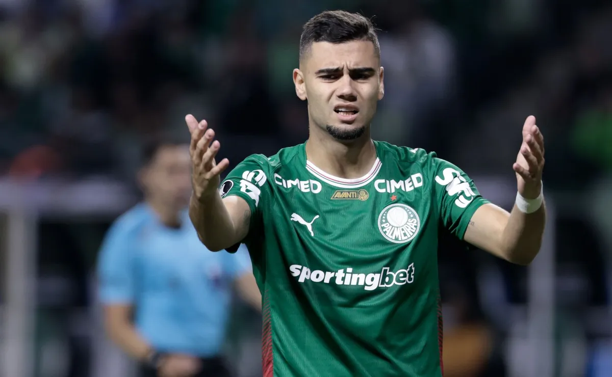 Torcida do Palmeiras critica escolha para lugar de Wesley e dispara: “Andreas era melhor”