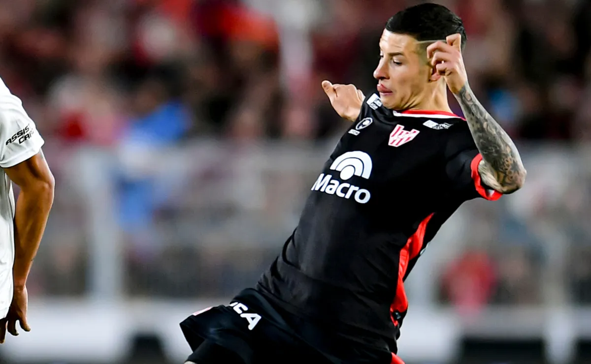 Santos mira contratação de Gastón Lodico, do Instituto de Córdoba, para o meio-campo