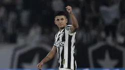 Almada se destacou pelo Botafogo