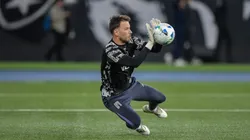 Neto goleiro do Botafogo durante aquecimento antes da partida contra o LDU no estadio Engenhao pelo campeonato Copa Libertadores 2025. Foto: Thiago Ribeiro/AGIF