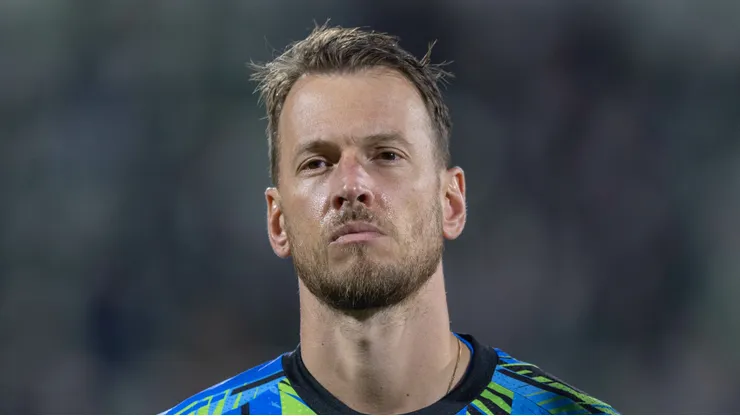 Neto jogador do Botafogo durante partida contra o Chapecoense no estadio Arena Conda pelo campeonato Copa Do Brasil 2026. Foto: Liamara Polli/AGIF