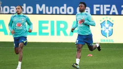 Vini Jr. e Raphinha jogadores da Seleção Brasileira durante treino no Centro de Treinamento Arena Corinthians. Foto: Ettore Chiereguini/AGIF