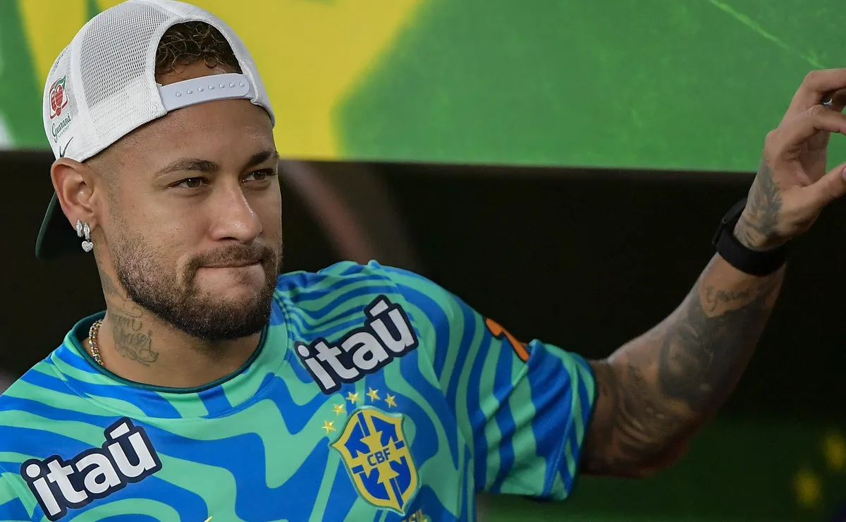 Neymar se sensibiliza com corte de Wesley na Seleção e manda mensagem a ex-Flamengo