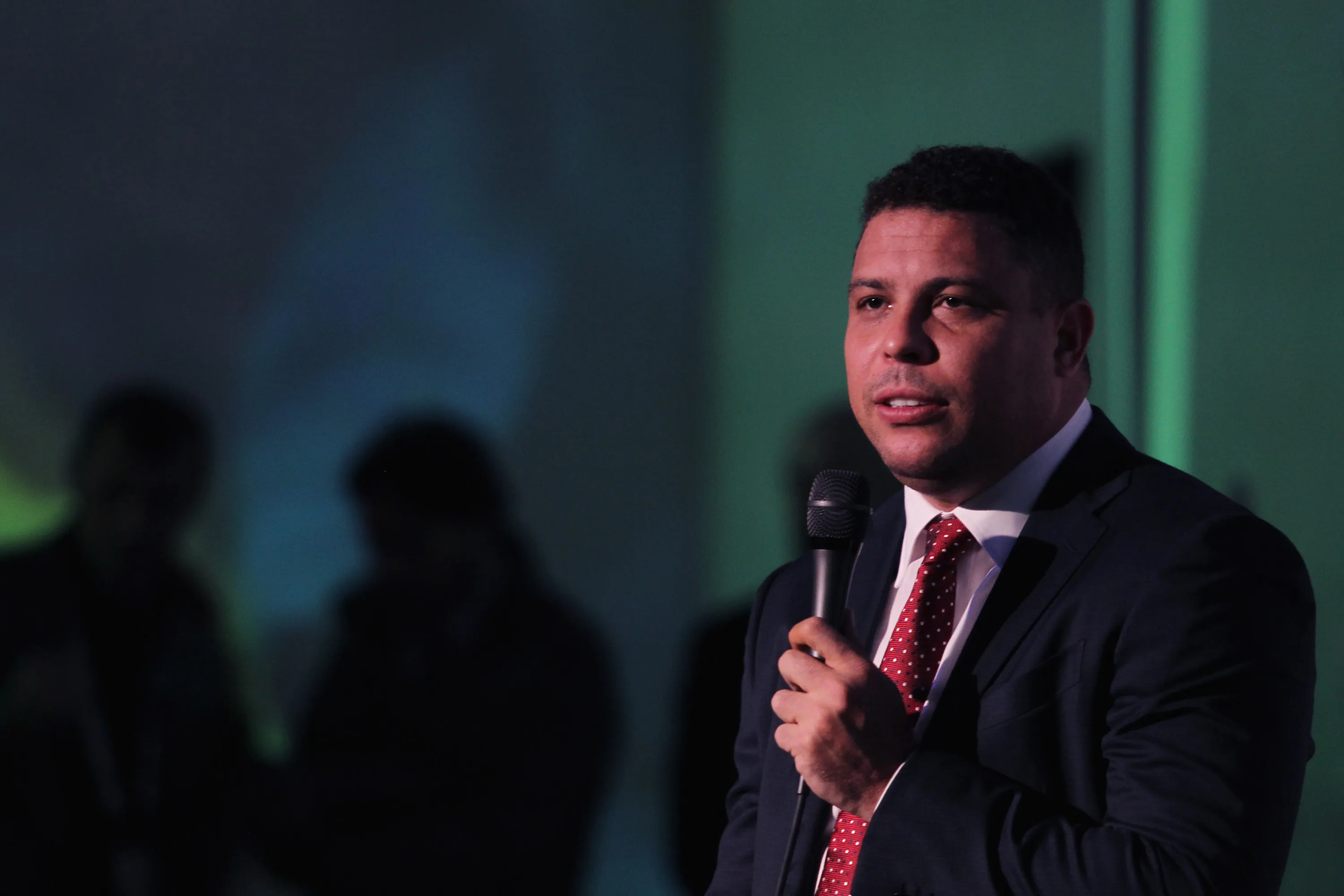 Ronaldo Fenômeno exalta Carlo Ancelotti antes da Copa do Mundo.  (Photo by Paolo Bruno/Getty Images)