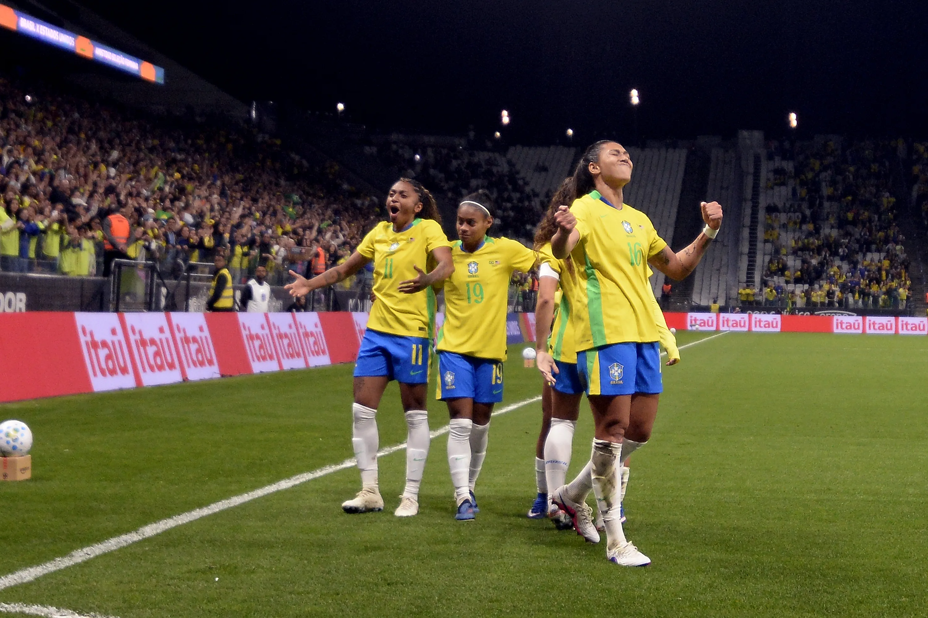 Seleção comemorando gol em amistoso contra os EUA. Foto: Alan Morici/AGIF