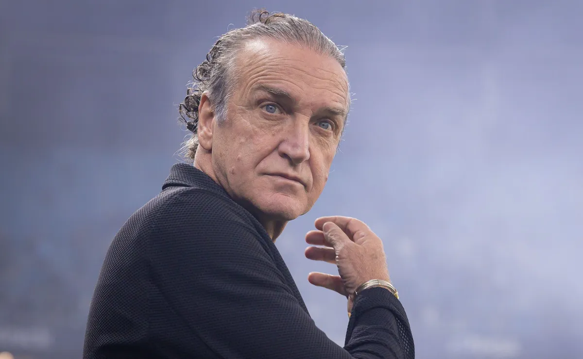 Sem opções para Cuca, Santos vai contratar laterais na próxima janela de transferências