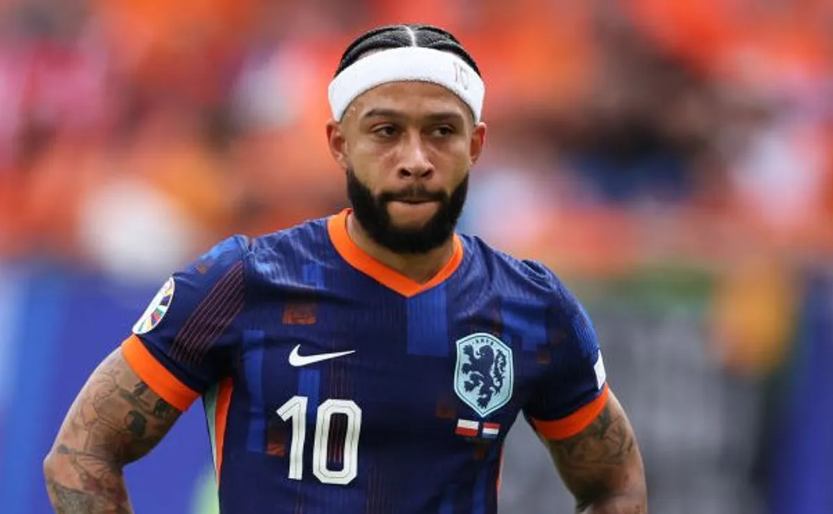 Com recorde de lesões no Corinthians, Memphis vira preocupação da Holanda na Copa