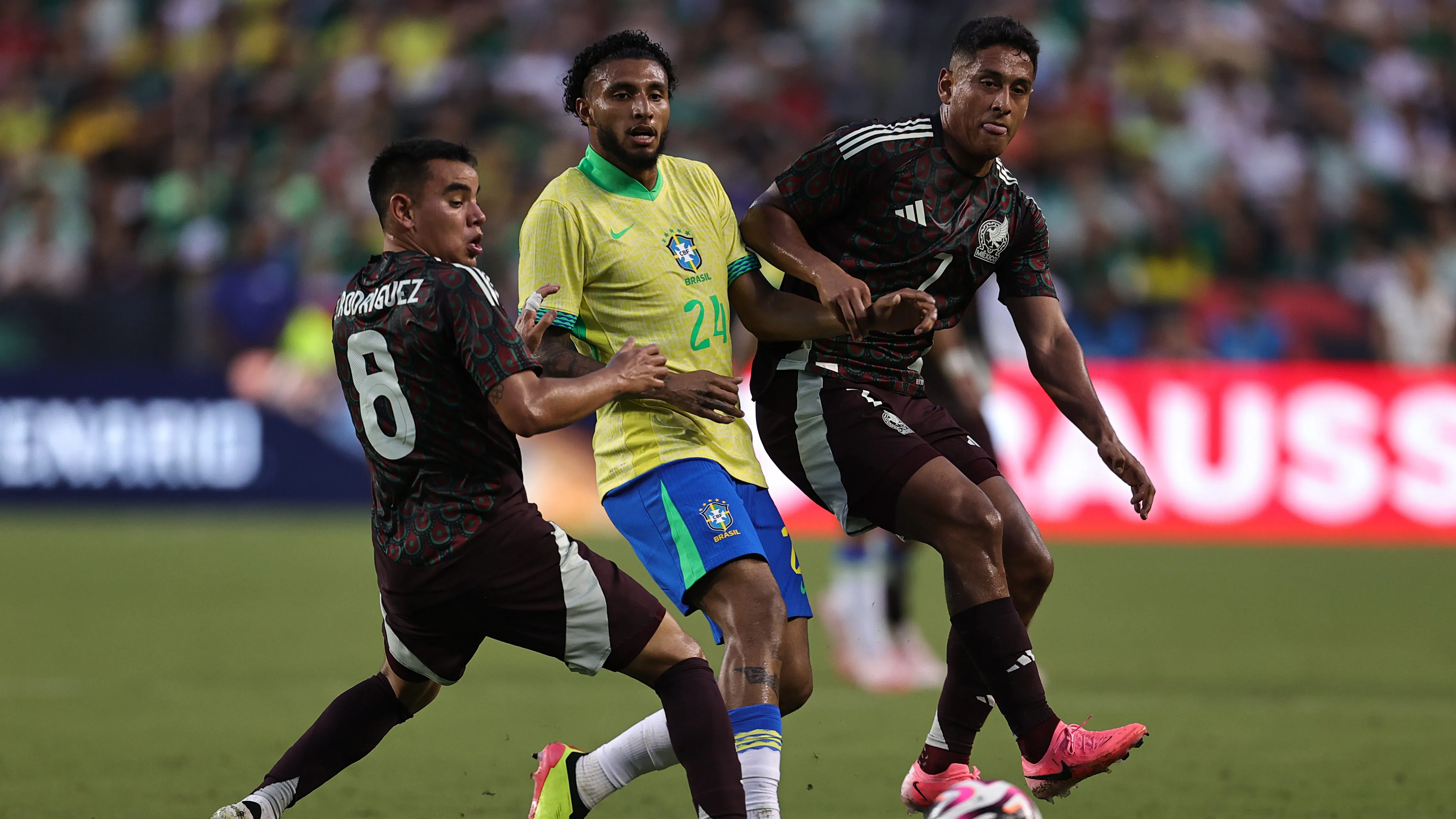 Éderson foi a aposta de Ancelotti - (Photo by Omar Vega/Getty Images).