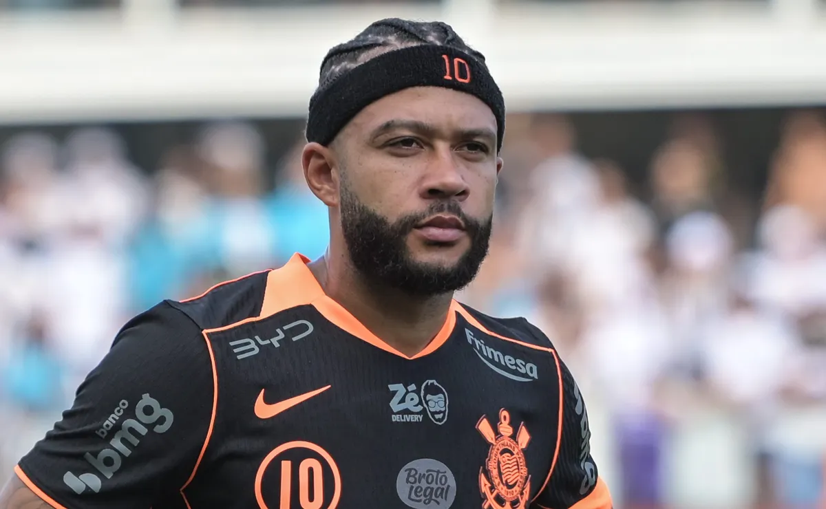 Corinthians aguarda posicionamento de Memphis após formalizar proposta de renovação