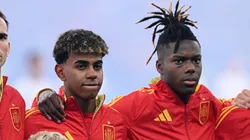 Nico Williams e Yamal pela Espanha. Foto: Stu Forster/Getty Images
