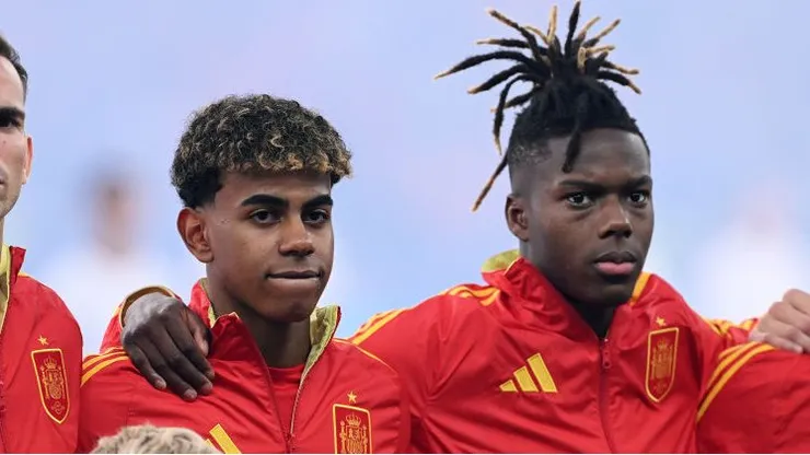 Nico Williams e Yamal pela Espanha. Foto: Stu Forster/Getty Images
