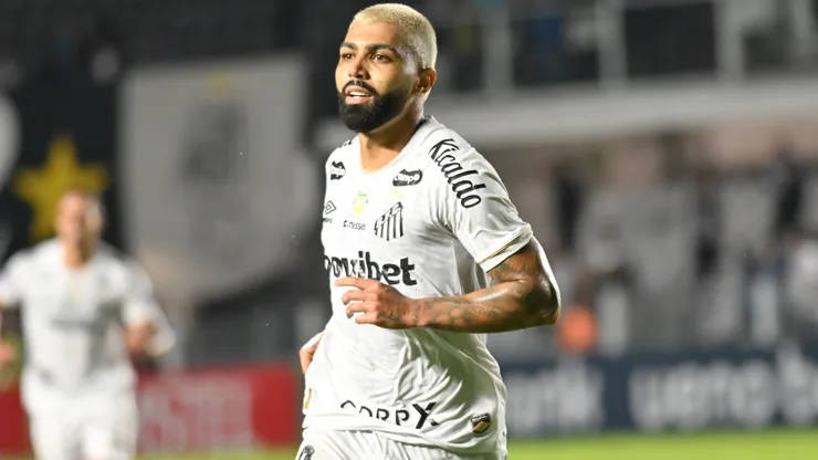 Gabigol marcará presença com o Santos em Portugal - Foto: Jota Erre/AGIF