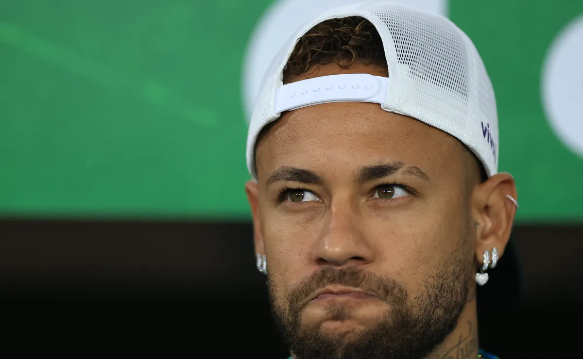 Neymar, do Santos, mostra evolução após exames e fica mais perto de retorno à Seleção Brasileira