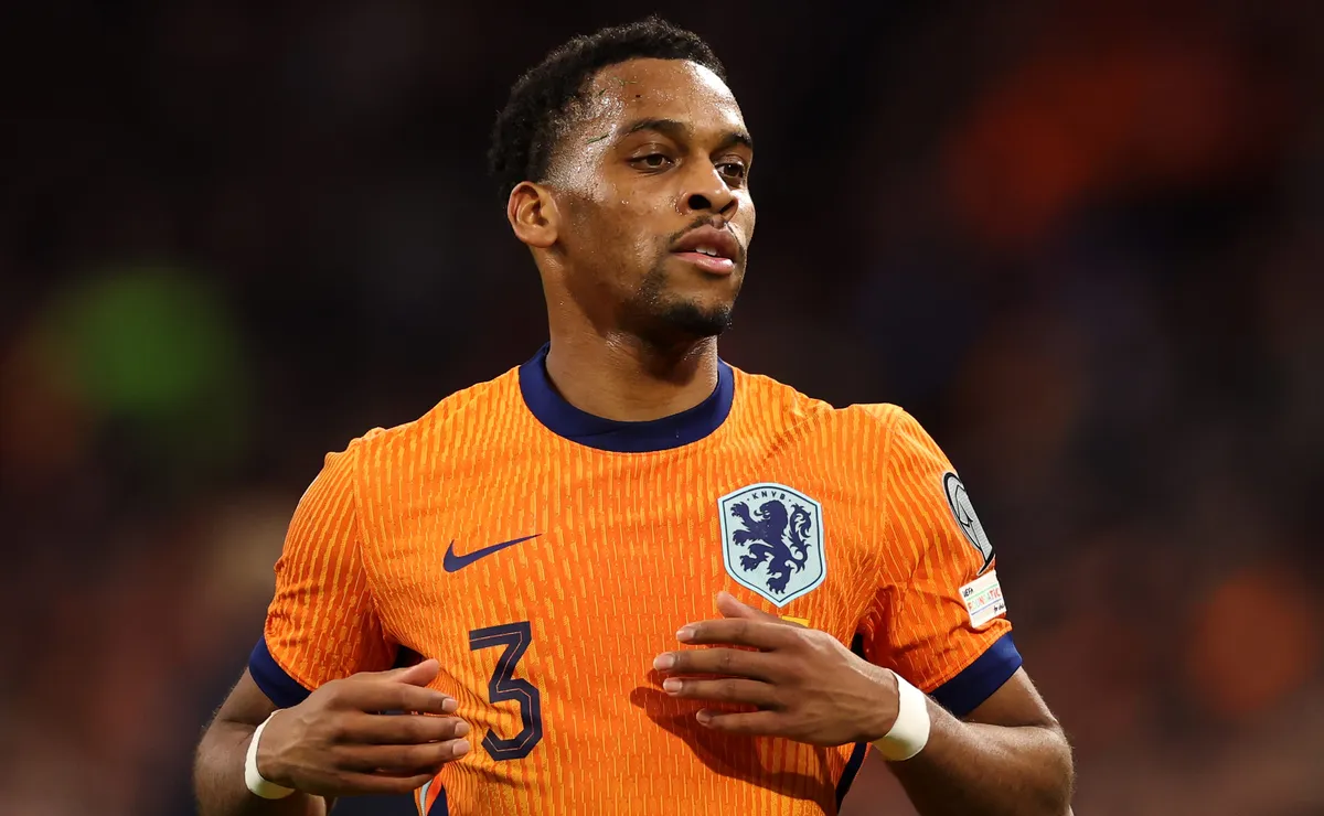 Holanda perde Jurrien Timber na Copa do Mundo por lesão; Lutsharel Geertruida será o substituto