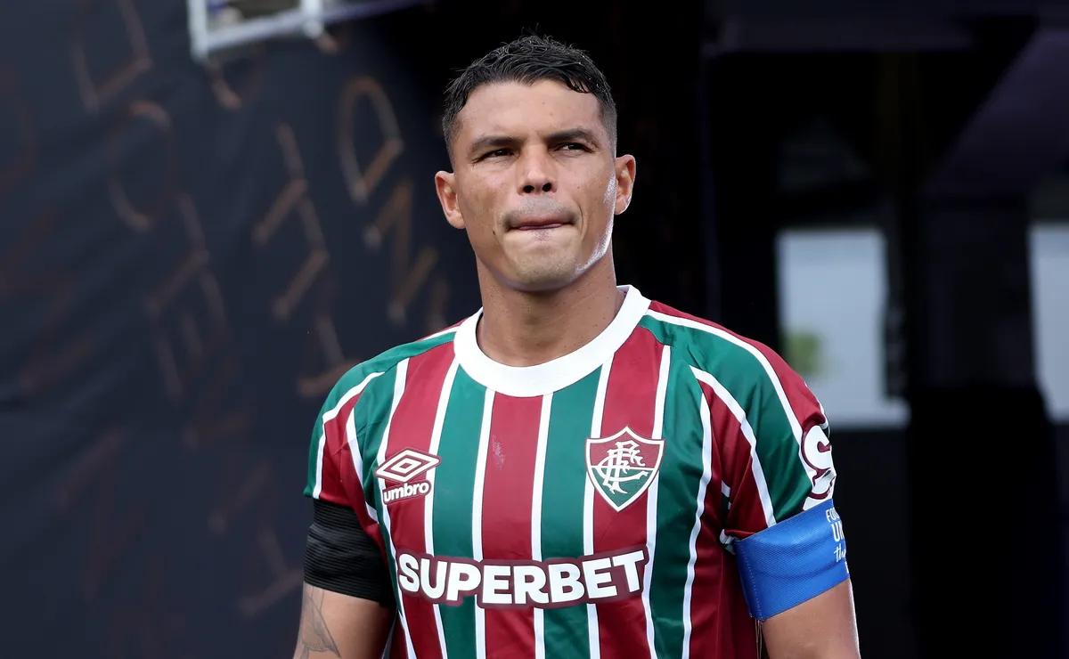 Fluminense negocia o retorno do ídolo Thiago Silva após curta passagem pelo Porto