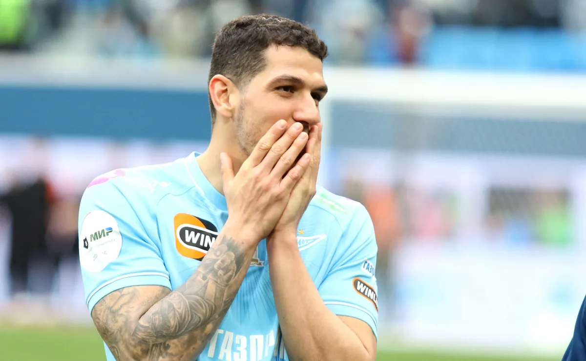 Palmeiras recua após meses de negociação com Zenit e desiste da contratação de Nino