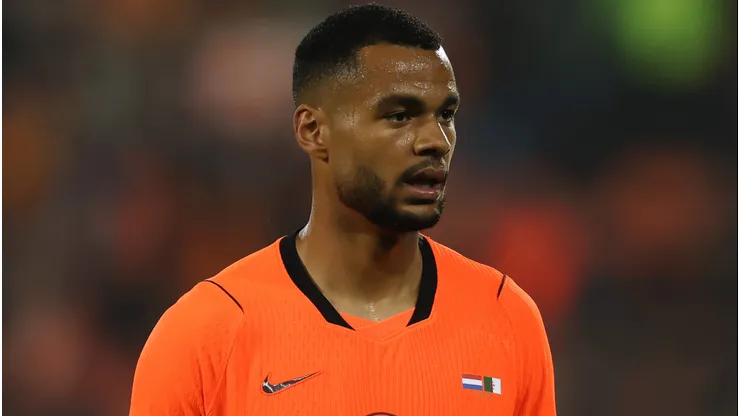 Gakpo decide em Holanda x Uzbequistão. (Photo by Dean Mouhtaropoulos/Getty Images)
