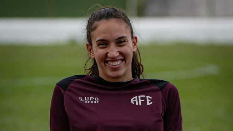 Camila Soares completa 100 jogos pela Locomotiva - Foto: Rafael Zocco/Ferroviária