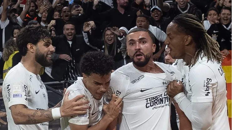 Zakaria Labyad jogador do Corinthians comemora seu gol durante partida contra o Atlético-MG. Foto: Joisel Amaral/AGIF