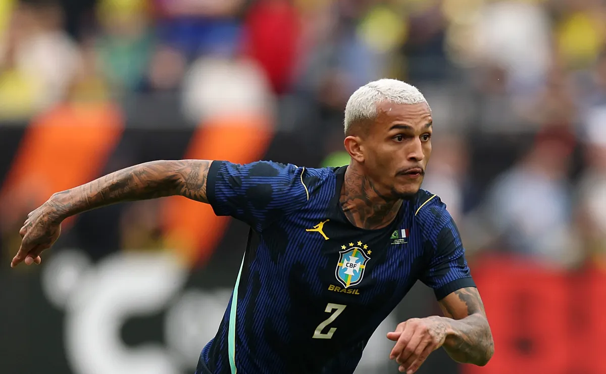 Wesley inicia processo de recuperação após corte na Seleção Brasileira na Copa do Mundo