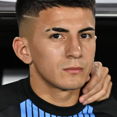 Flamengo descarta negociações por Thiago Almada nos bastidores