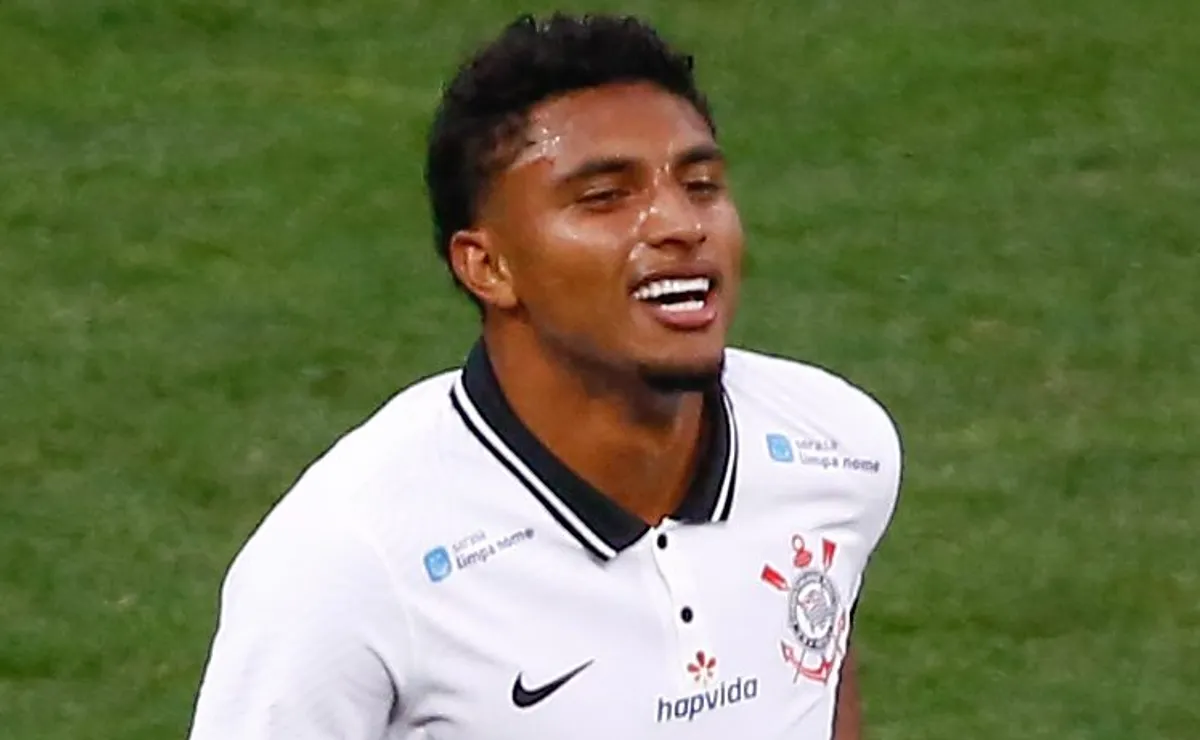 Como Éderson superou dispensa no Corinthians para virar dono de vaga na Copa