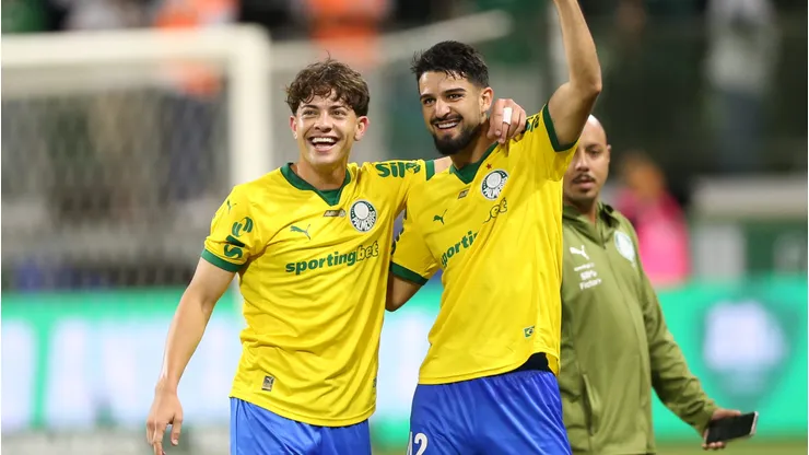 Giay e Flaco no Palmeiras. Foto: Marlon Costa/AGIF