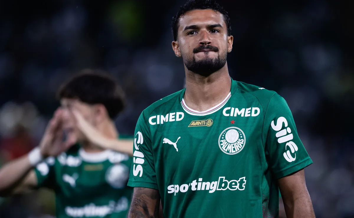Palmeiras avalia mercado após lesão de Jefté, mas aposta em Arthur para a lateral