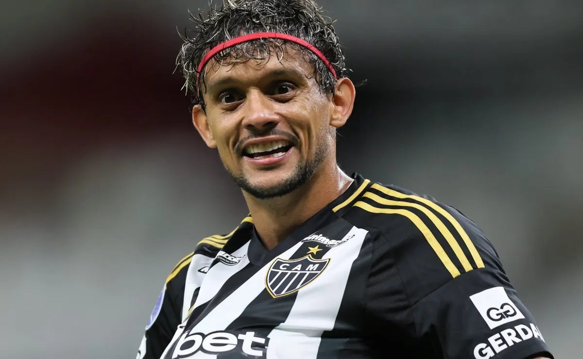 Santos busca alternativas no mercado e Gustavo Scarpa vira opção