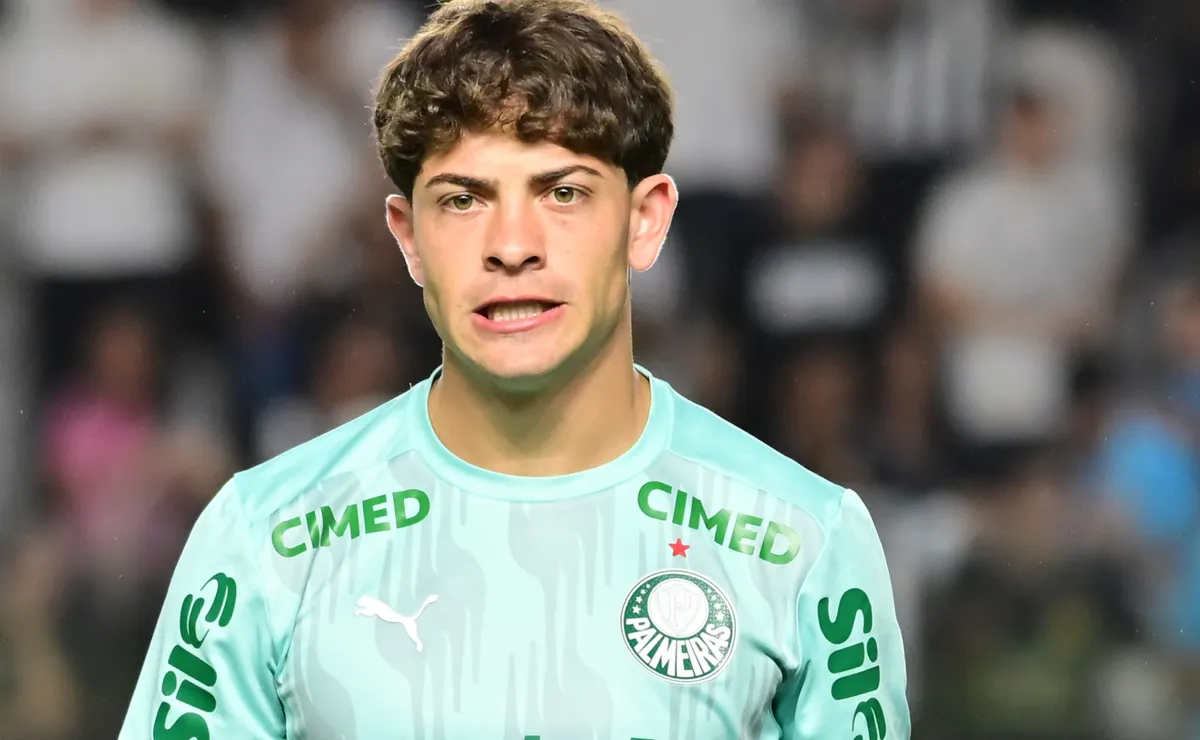 Giay, do Palmeiras, deve ser titular da Argentina em amistoso antes da Copa do Mundo