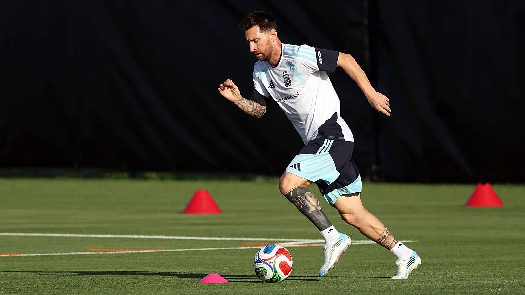 Messi em treino para Copa – (Photo by Jamie Squire/Getty Images)