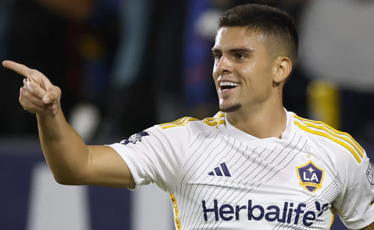 Fluminense quer aplicar chapéu no Cruzeiro e avançar na contratação de Gabriel Pec, do LA Galaxy