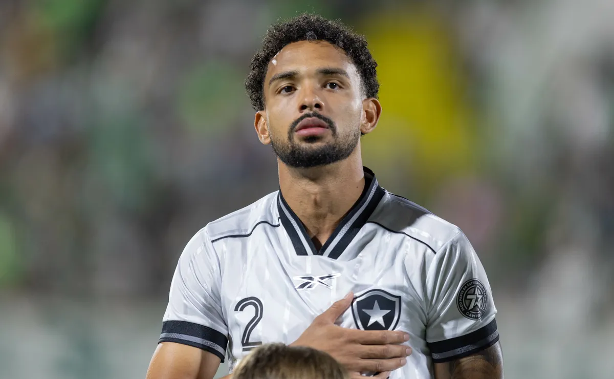 Vitinho acreditava em vaga na Copa, mas Ancelotti escolhe Ederson após corte de Wesley
