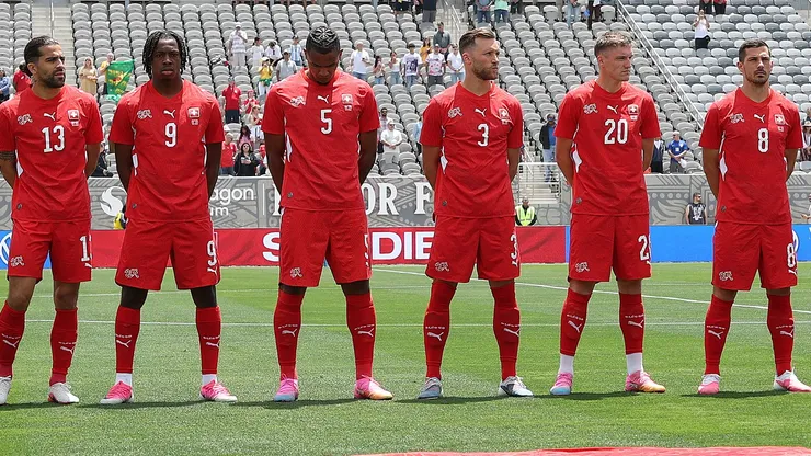 Suíça vem enfrentando diversos desafios em sua preparação para a Copa (Photo by Mike Nowak)
