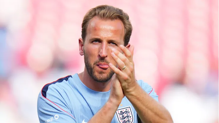 TAMPA, FLORIDA - JUNE 06: Harry Kane #9 of England leaves the field after a international friendly match between England and New Zealand at Raymond James Stadium on June 06, 2026 in Tampa, Florida. (Photo by Rich Storry/Getty Images)