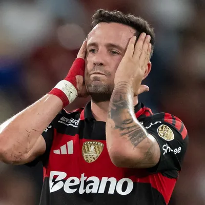 Saúl antecipa volta ao Flamengo para se aprimorar fisicamente