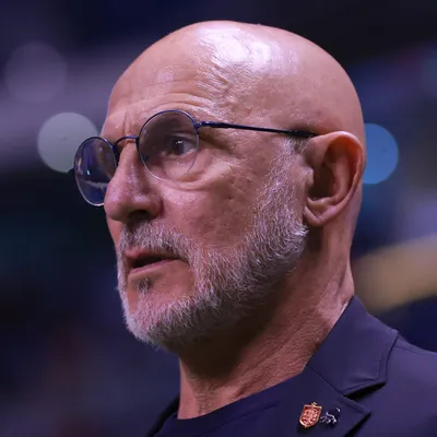 Luis De La Fuente prega humildade da Seleção Espanhola