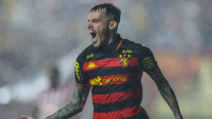 Chrystian Barletta marcou os dois gols do Sport na vitória sobre o Náutico.