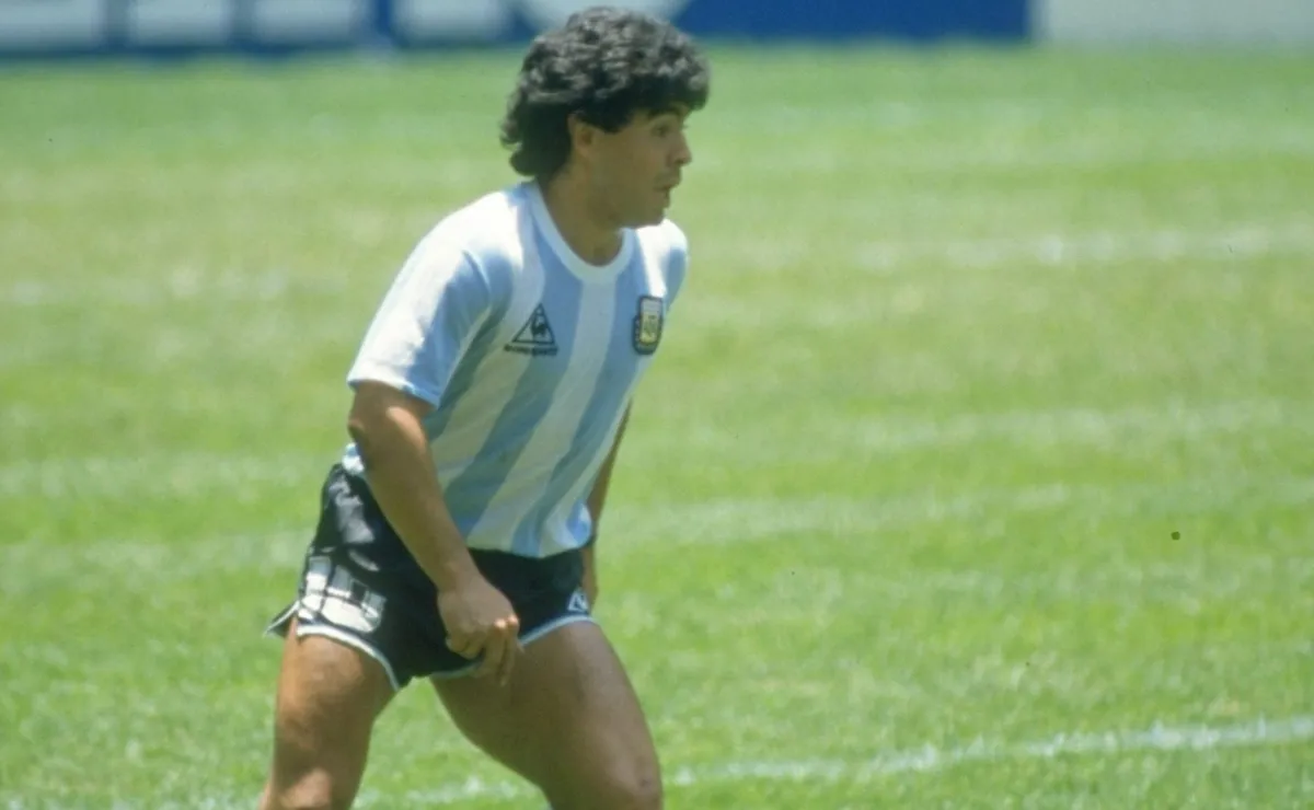 Diego Maradona, o gênio argentino que se transformou em lenda na Copa do Mundo FIFA de 1986