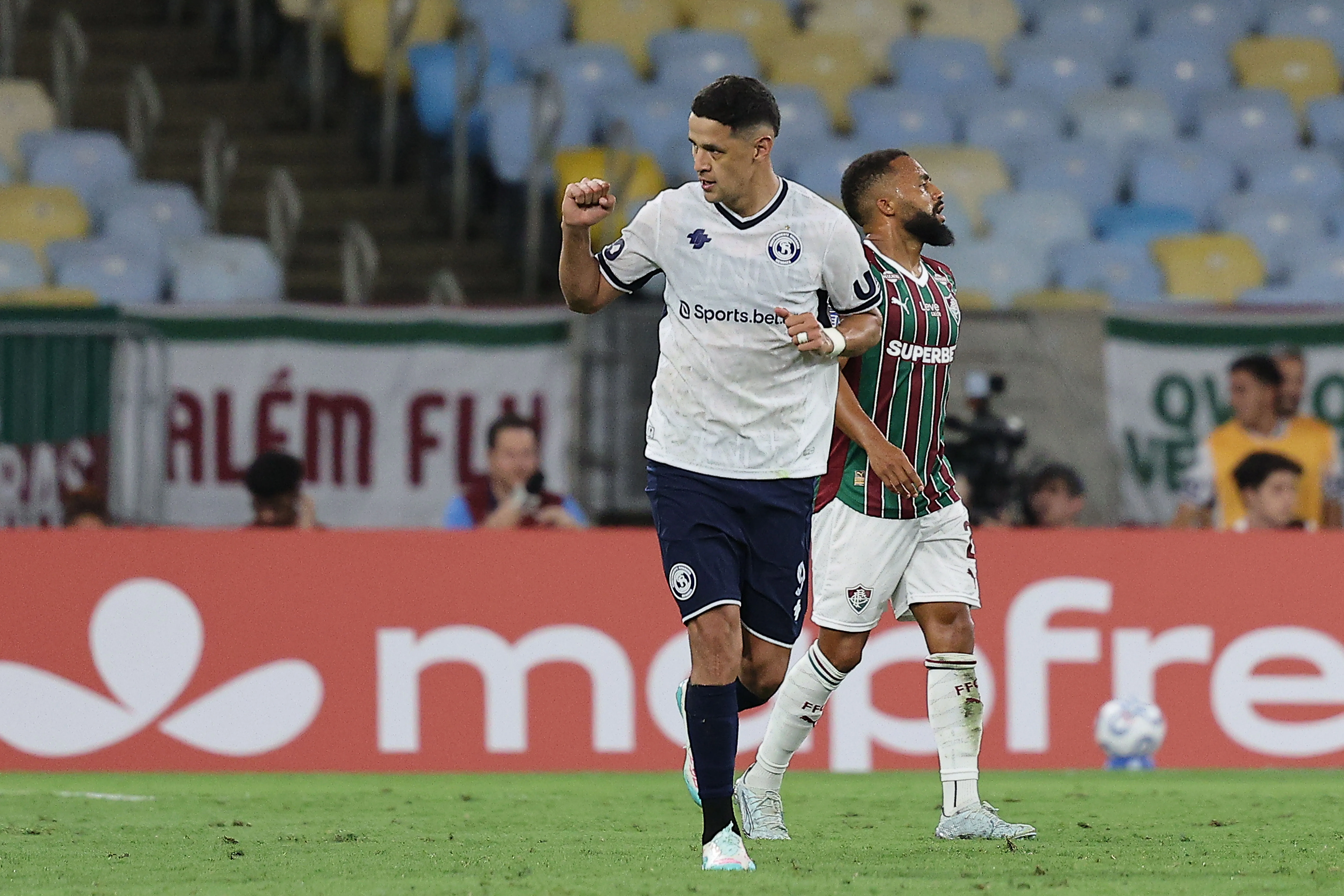 Arce também pode deixar o time argentino além de Villa. Foto: Wagner Meier/Getty Images)