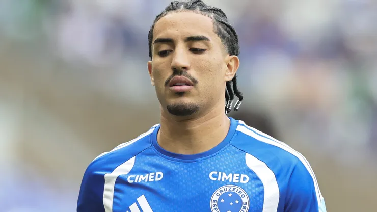 Jogador vive excelente fase - Foto: Gilson Lobo/AGIF.